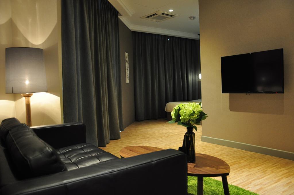 Champion Hotel Singapur Oda fotoğraf